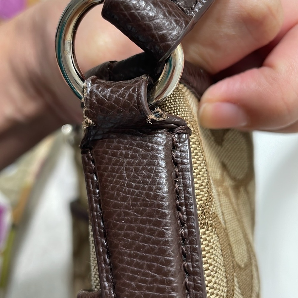 Coach | Signature shoulder crossbody canvas bag - Picture 16 of 16